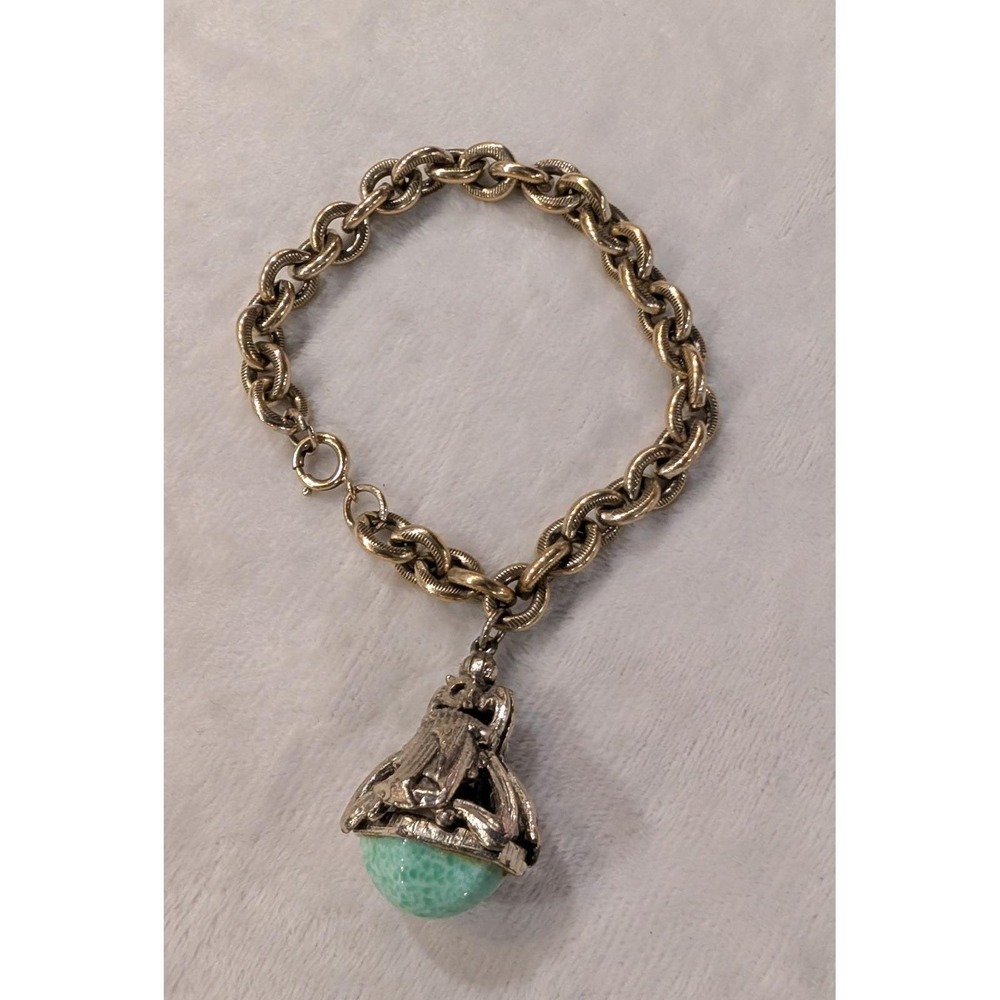 Vintage Two Tone Textured Link Bracelet Queen Figural Green Glass Charm 7.5in